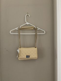 Crème Chain Handbag