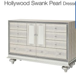 Hollywood Swank Dresser