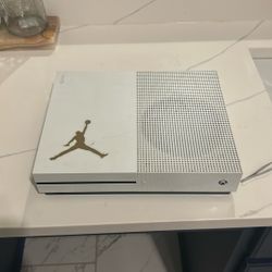 Xbox One S Console – Works – No Controller- Best Offer Price negotiable, local pickup today.