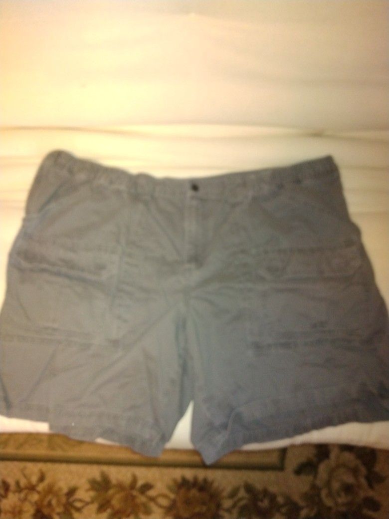 Men's 52 Waist Green Cargo Shorts