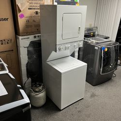 USED - GE 24” ELECTRIC 220 VOLT STACKABLE