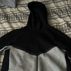 Nike Tech 