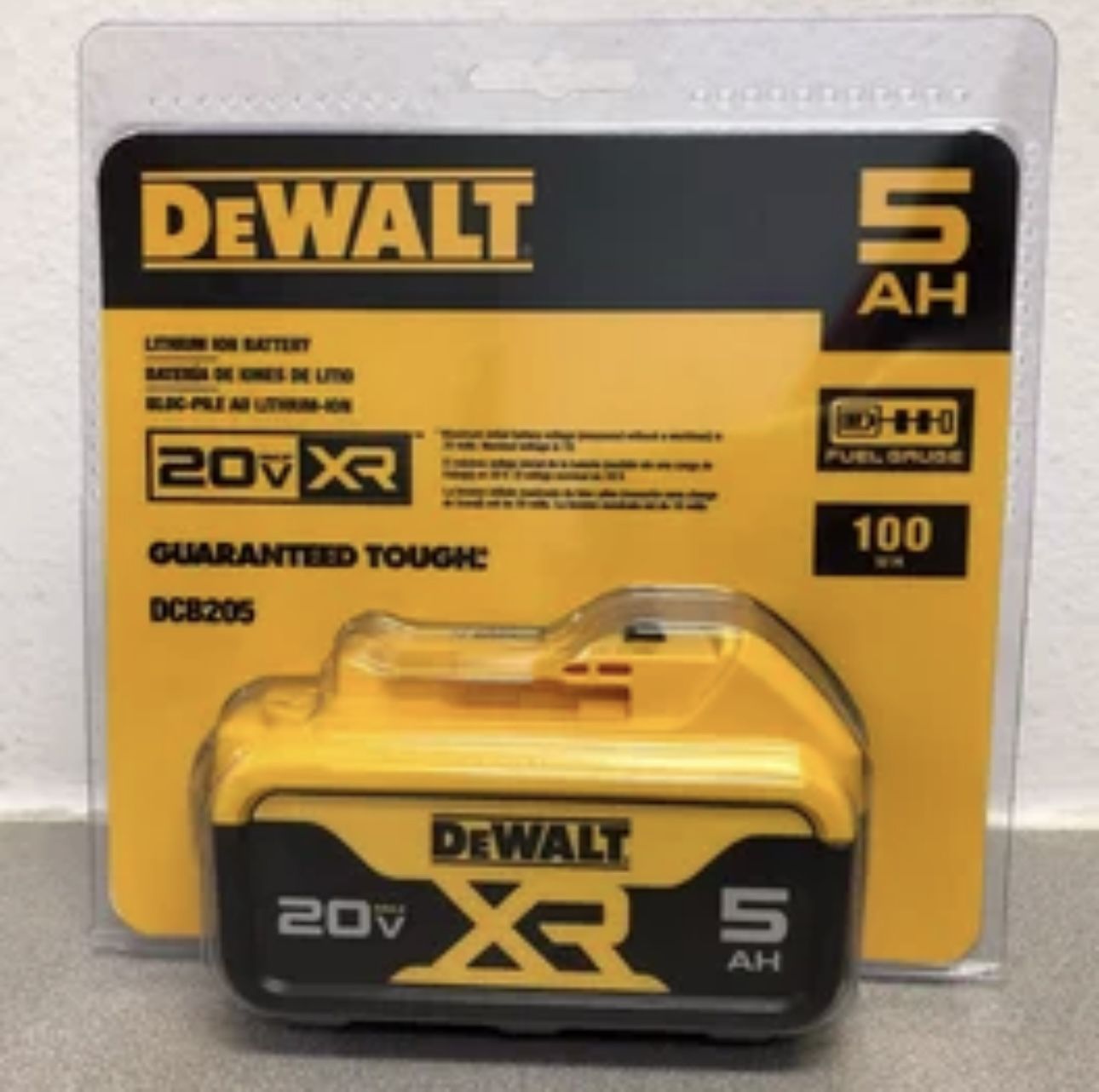 DEWALT 20V MAX 5 Ah Lithium Ion Battery (DCB205)