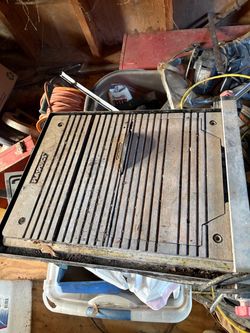 Tile cutter