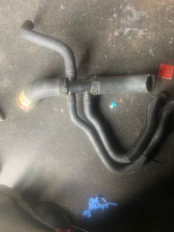 NEW Dayco 71964 Lower Radiator Hose - Ford F150 / F250 / Expedition