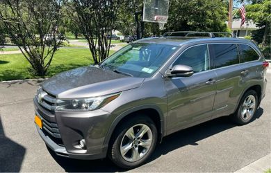 2017 Toyota Highlander