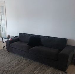 Couch/ Sofa