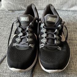 Nike shoes, 13 size