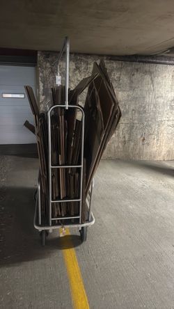 Heavy duty moving boxes