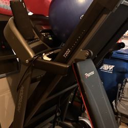 Horizon T202 Treadmill