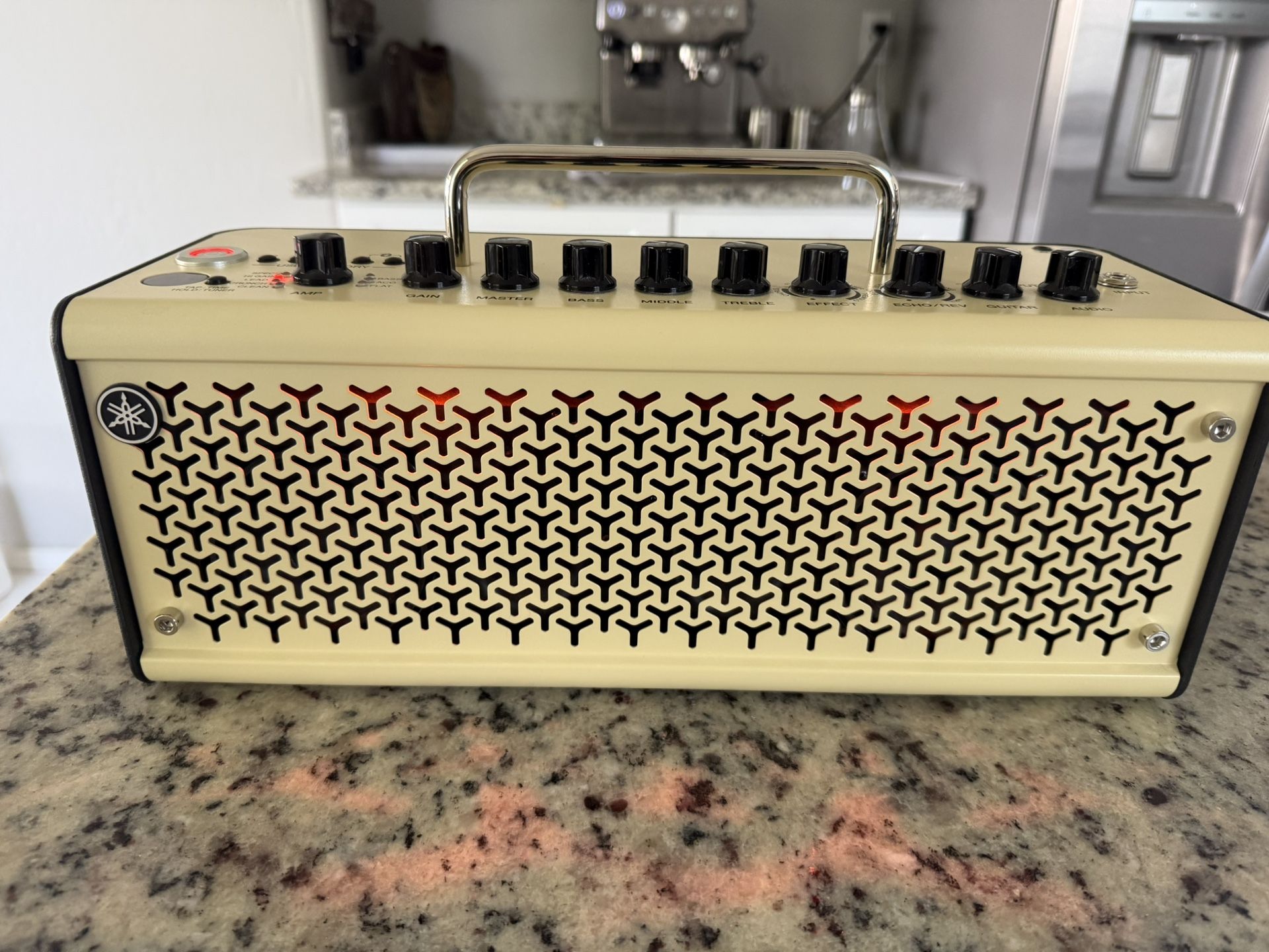 Yamaha THR10 Guitar Amp
