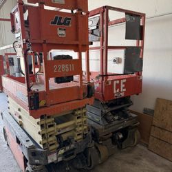 2022 JLG ES1932 Electric Scissor Lift