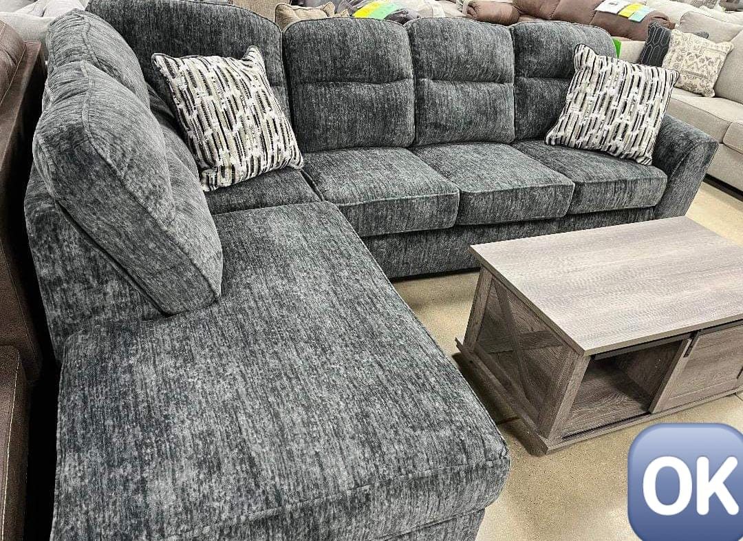 Lonoke Gunmetal 2 Piece Sectional With Chaise 999 Wayne
