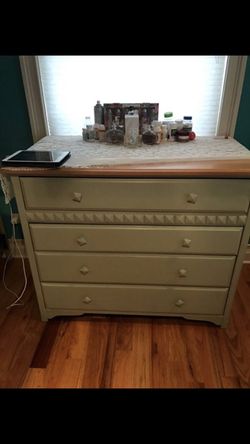 Dresser with night stand