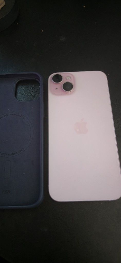 Motorola Razr Samsung Flip 7 IPhone 17 IPhone 15 Plus