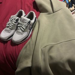 Nike Bundle Shoes And Hoodie 