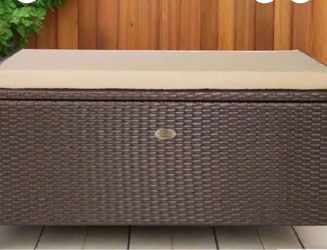 Outdoor Wicker Storage Deck Box