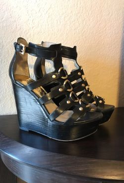 PRICE DROP: Michael Kors Nadine wedge size 5.5