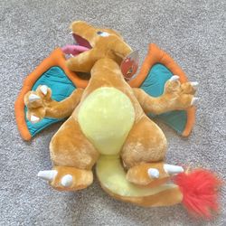 1999 Play-by-Play ™ Official Nintendo Licensed Pokemon Charizard Plush