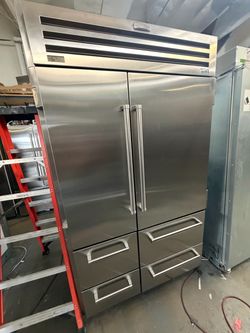 48” SUB ZERO BUILT IN REFRIGERATOR STAINLESS STEEL