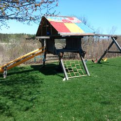 Backyard Playset With Swings And Slide
