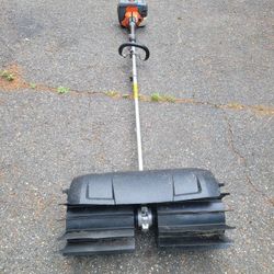 Sweeper Husqvarna With Head Takes Attachments 
