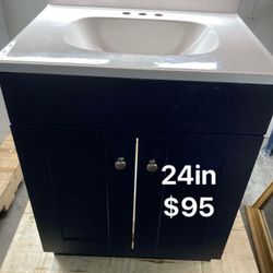 24in Bathroom Vanity With Top