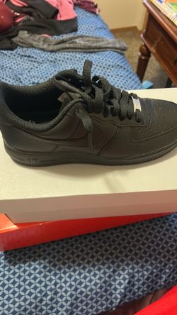 Air Force’s all black only brandnew