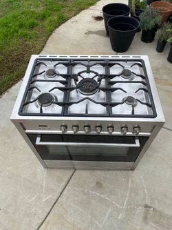 Stainless Steel Dual (Gas) Stove And Electric Convection Oven