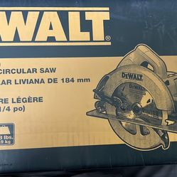 Dewalt Lightweight Circular Saw 