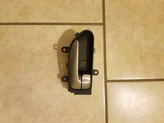 Infiniti G35 Coupe Door handle (Inside)