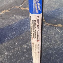 Heavy Duty Floor Scraper 