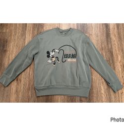 Large, womens vintage Disney crew neck
