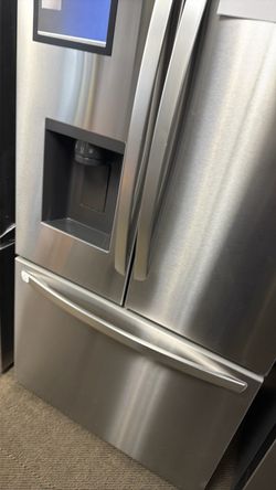 LG-36-in Wide Counter Depth MAX 25.5 cu.ft apart refrigerator