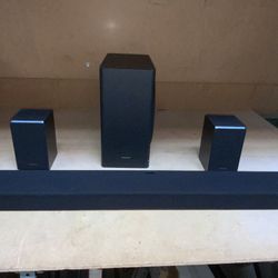  Samsung - 9.1.4-Channel Soundbar with Wireless Subwoofer and Dolby Atmos/DTS:X - Black #633