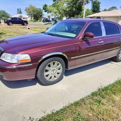 2007 Lincoln Town Car