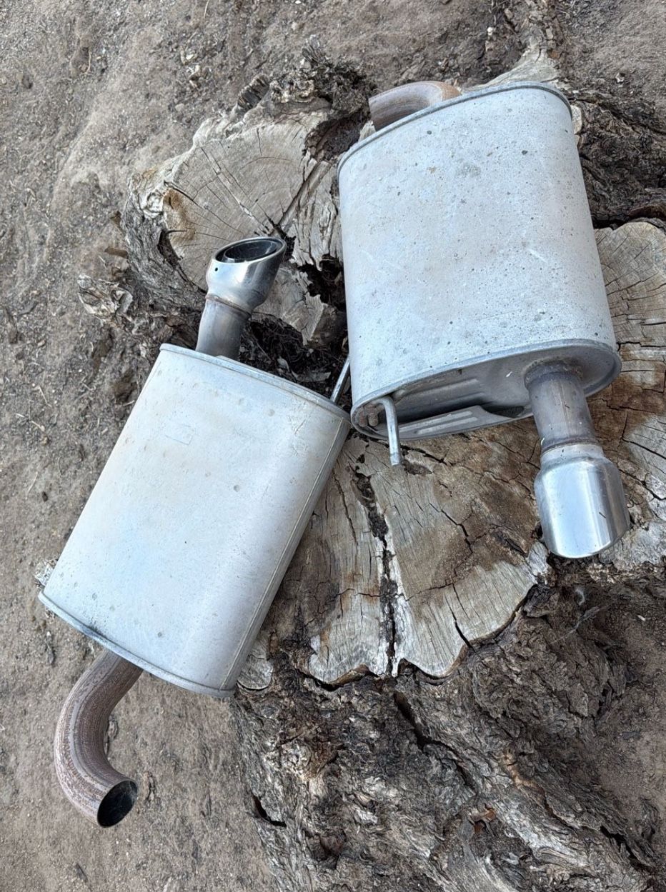 2018 Ecoboost Mustang OEM Axle Back Exhaust