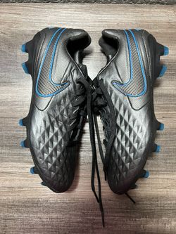 Nike Tiempo Legend 8 Elite FG soccer cleats in black