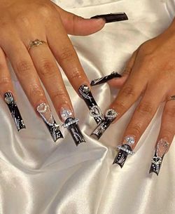 Custom Made Press On Nails 