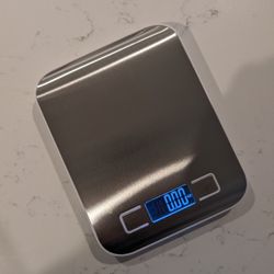KITCHEN SCALE - NEW 