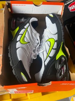 Size 11. Nike air max.