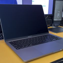 MacBook Pro M1 – 16GB RAM, 256GB SSD