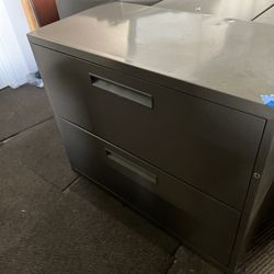 2 Filing Cabinet - Lateral Filing Cabinet 