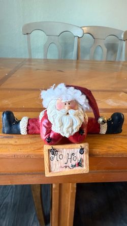 Cute "Ho Ho" Splits Santa Figurine – Christmas Decor