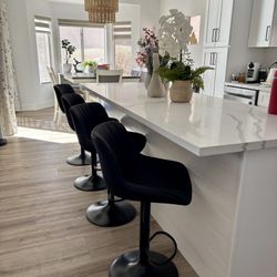 4 Black Swivel Bar Stools