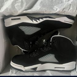 Jordan Retro 5 Midnight Size 13