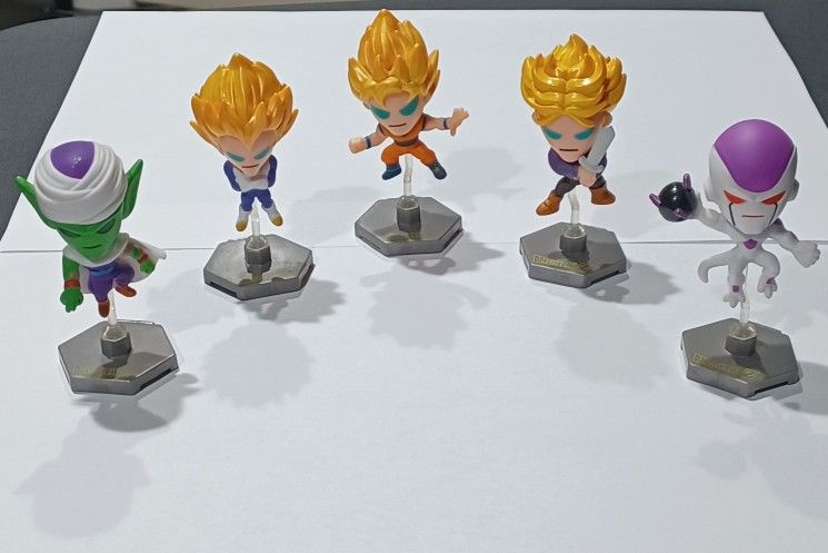 Set Of 5 DBZ 3 Inch Figurines