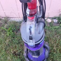 Vacuum Cleaner