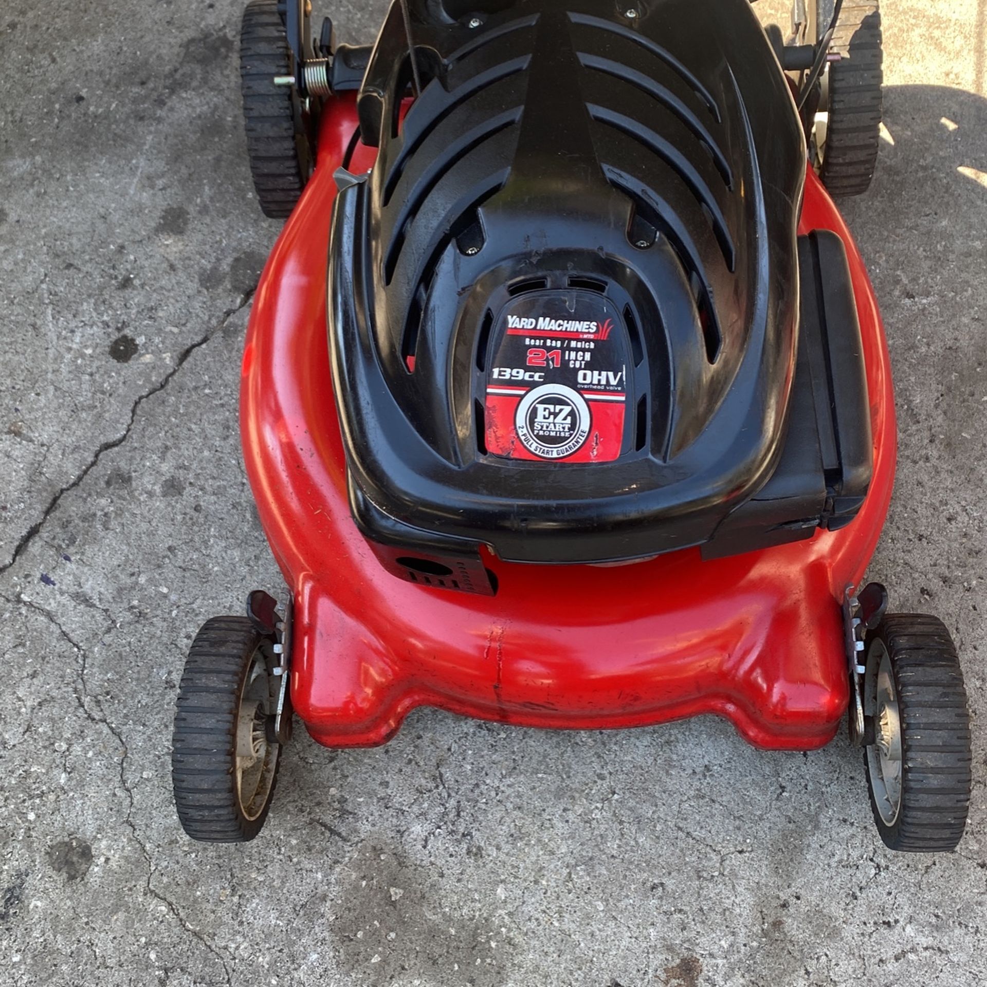 MTD lawnmower this is a new one but remember it’s a push it’s just got the newer motor on there pull it one time cut your grass all the timee ready to