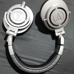 Audio-Technica ATH-M50xGM Professional Monitor Headphones, Gun Metal